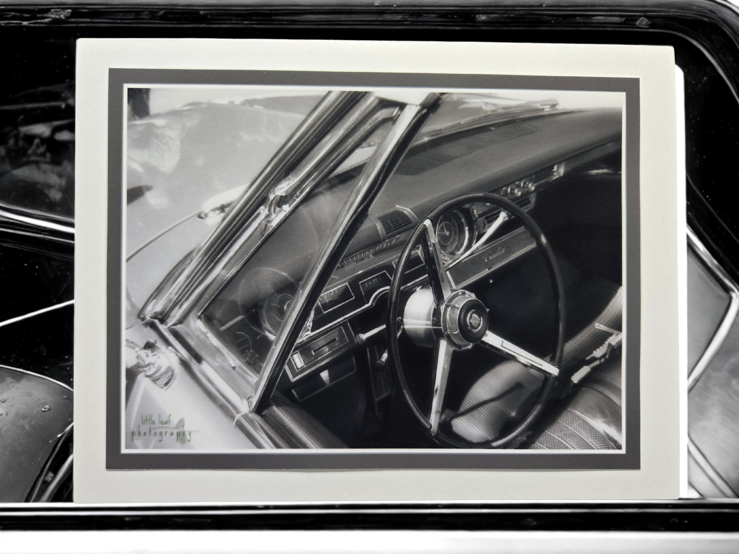 Classic Drive - Black & White